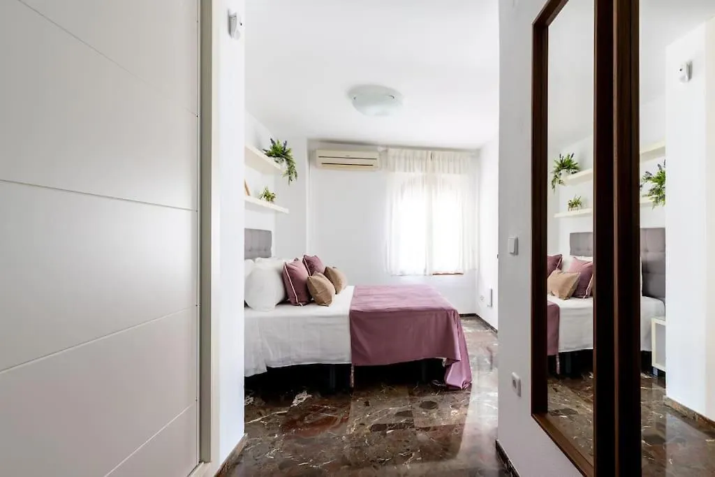 Behouse Sierpes Daire Sevilla