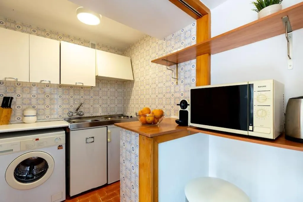 Behouse Sierpes Daire Sevilla